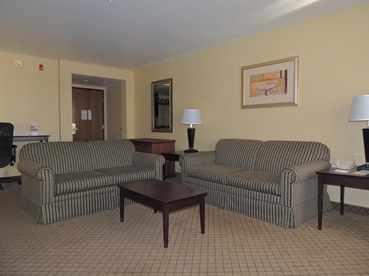 Holiday Inn Express Fallon By Ihg Εξωτερικό φωτογραφία