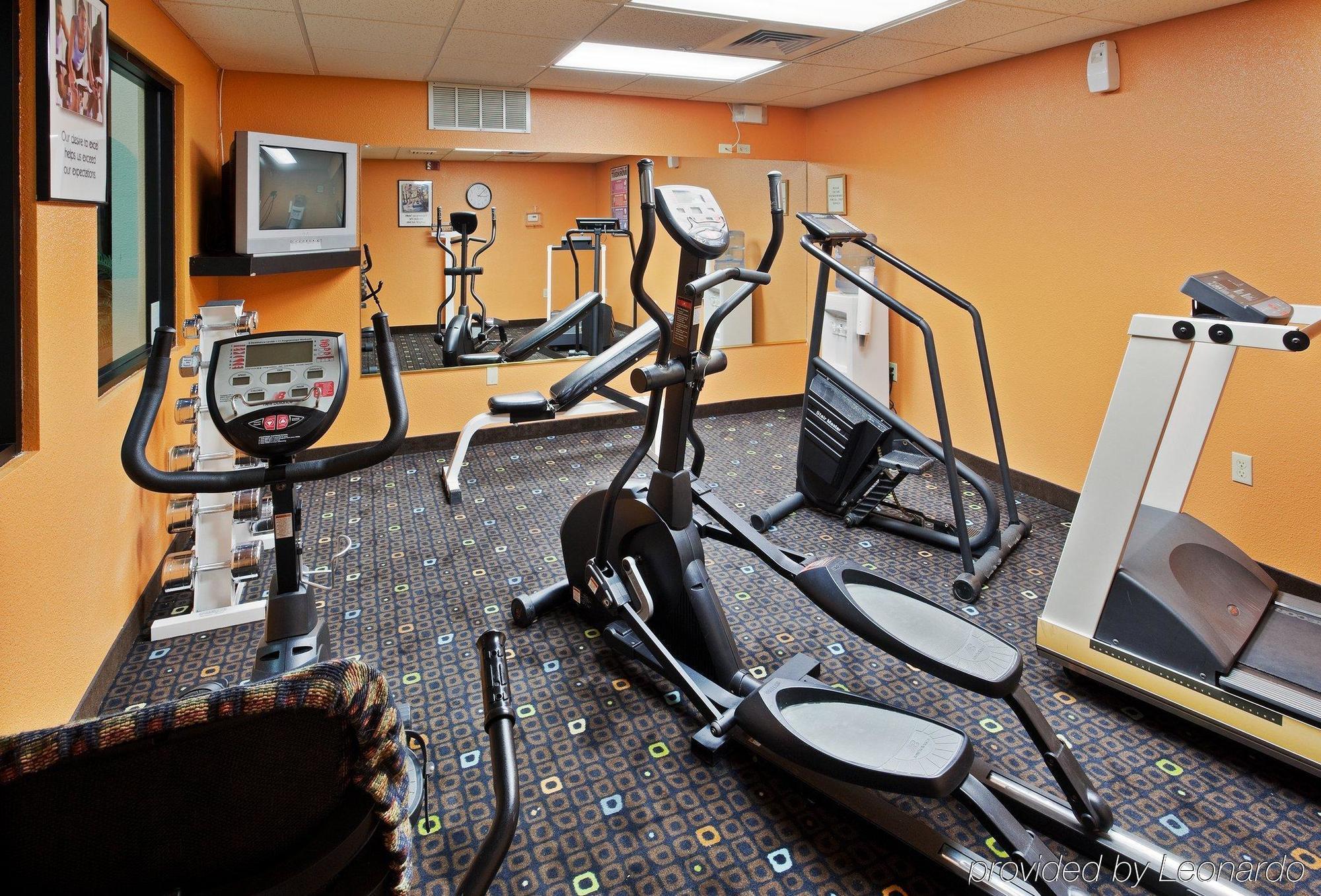 Holiday Inn Express Fallon By Ihg Ανέσεις φωτογραφία